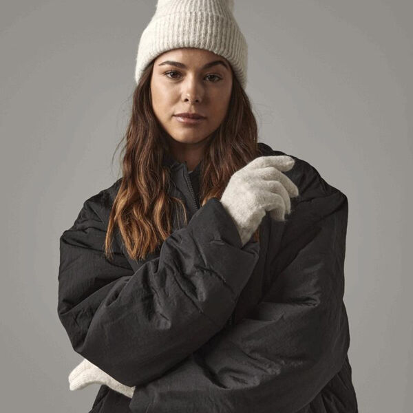 COSY RIBBED BEANIE Thumbnail