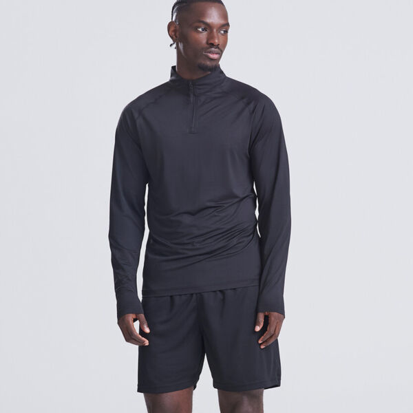 Lightweight active 1/4-zip Thumbnail